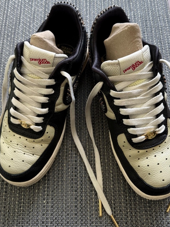 Nike Air Force 1 Low x Premium Goods The Sophia On Feet  Nike Air Force 1 x Premium Goods Sophia